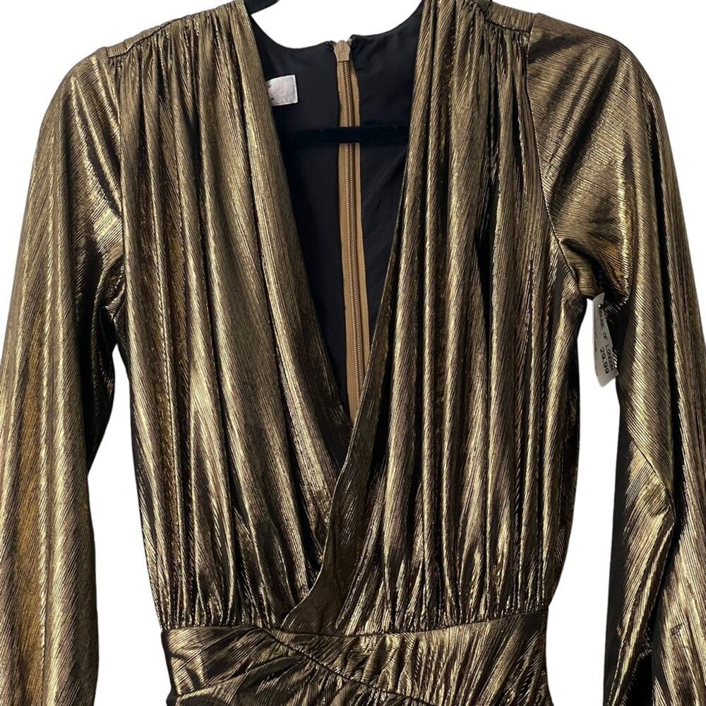 House Of CB London ALVONA
Metallic Bronze Drape Mini Dress Size S - Picture 5 of 11